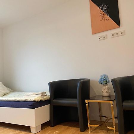 Luxury Apartment With Air Conditioning & Jaccuzzi Near Frankfurt Wiesbaden Hofheim am Taunus Kültér fotó